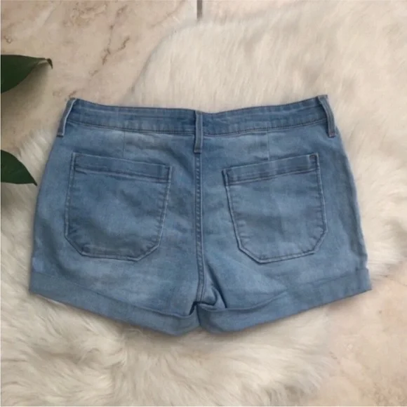 GAP Denim Girlfriend Shorts - Picture 2 of 7